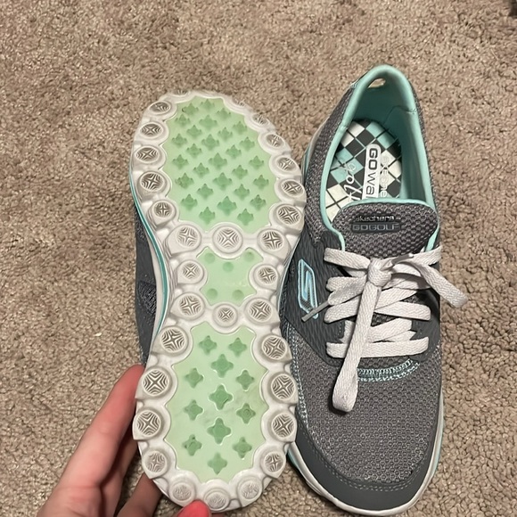 Sketchers Go Walk Golf Shoes. Great condition. Worn once. Size 7. - Picture 7 of 8